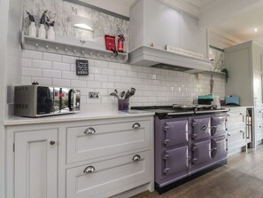 Dishwasher - Langcliffe House, Kettlewell (Skipton)