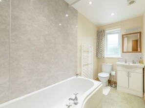 Shower - Brian's Cottage, Alnmouth (Alnwick)
