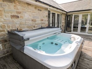Terrace/patio - The Croft, Alnwick, Northumberland (Alnwick)