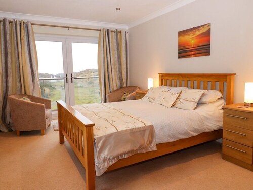 Tobson Leverburgh, Eilean Siar