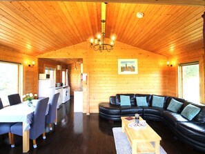 Living area - Hazel Lodge, Lanivet (Bodmin)