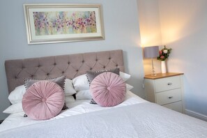 Room - Milldale: A Charming Home in Ashbourne (Ashbourne)