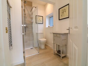 Shower - Alpha, St Minver, Cornwall (Wadebridge)
