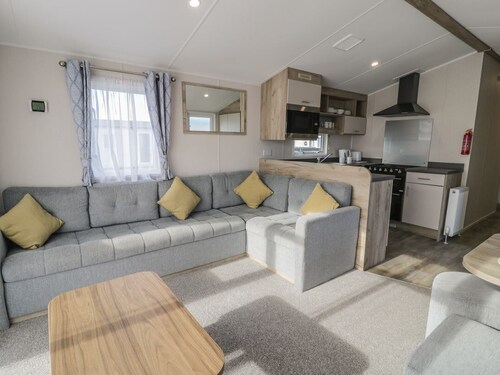 Lido Gold 273, Prestatyn