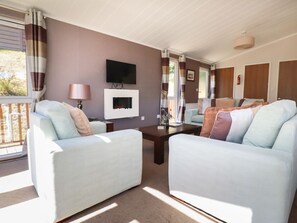 Living area - 23 Bossiney Bay, Tintagel (Tintagel)