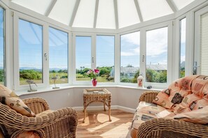 Interior - Cororion Cottage, Benllech (Tyn-y-Gongl)