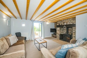 Living area - Penbarden Barn, Crackington Haven (Bude)