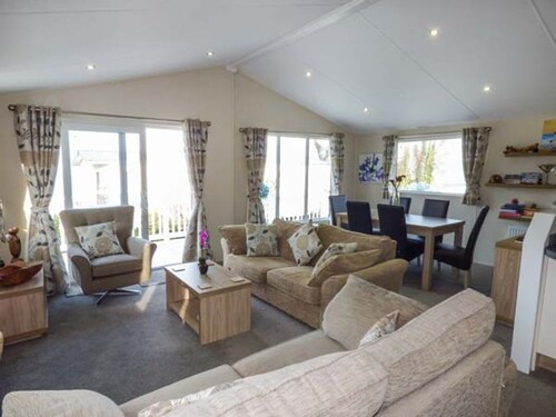 Clearview Lodge, Borth