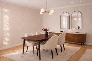 Dining - Elegant 2-Bed 2-Bath in Covent Garden (London)