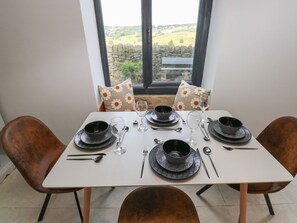 Dining - Myrtle Vista, Cross Roads (Keighley)