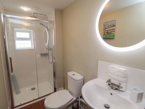 Shower - 6 Gravel Hill, Burnham Market (King's Lynn)