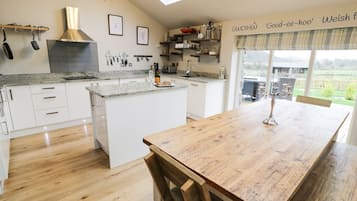 Dishwasher, highchair