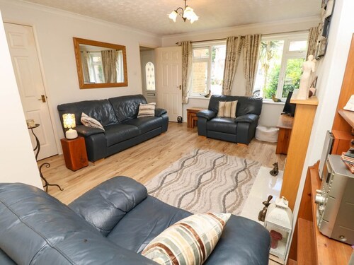14 Shorwell, Netley Abbey