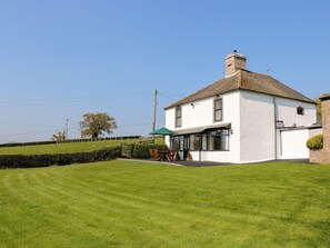 Exterior - Cefn Isaf: Charming Home in Abergele (Abergele)