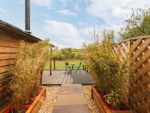 Outdoor dining - Langdale Lodge, Sampford Courtenay (Okehampton)