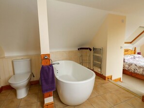 Shower - Mallows Byre, Yetminster 2 bed (Sherborne)