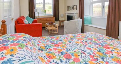 Garden View, Kington