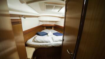 2 bedrooms