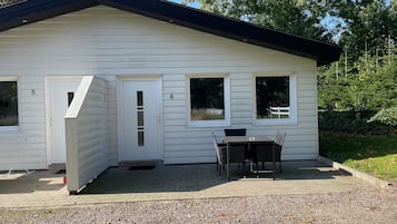 Comfort appartement, uitzicht op tuin | Buiten dineren