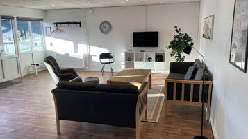 Family Apartment | Living area | Flat-screen TV