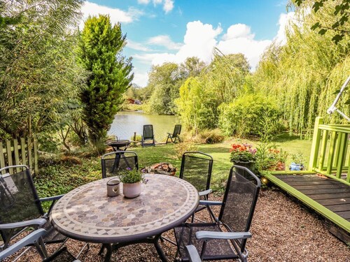 Lakeside Lodge Retreat, Tattershall