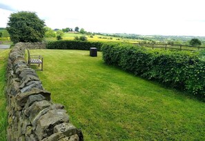 Property grounds - Swallow Cottage, Winkhill (Leek)