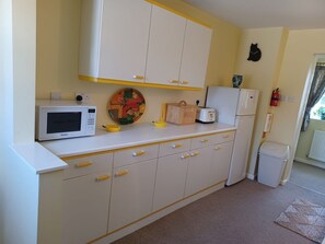 High chair - Magpie Cottage, South Brewham (Bruton)