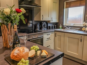 Dishwasher, highchair - The Roe: Charming Home in St Asaph (St. Asaph)