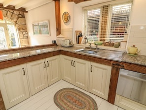 Dishwasher, highchair - Litton Hall Barn Cottage, Litton (Skipton)