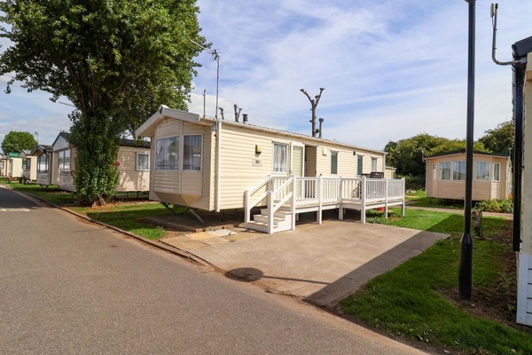 21 Poplar Avenue