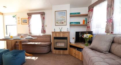 21 Poplar Avenue, Felixstowe, Suffolk