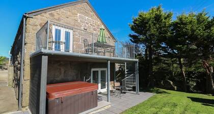 Tremornah: Tranquil Retreat in Lamorna