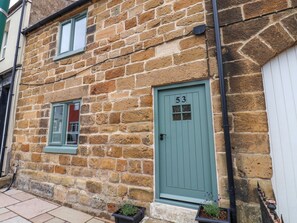 Exterior detail - Seascape Cottage, in Yorkshire (Redcar)