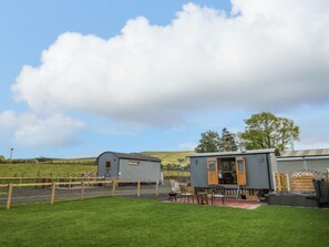 Property grounds - Poppy: A Charming Getaway in Rhayader (Rhayader)