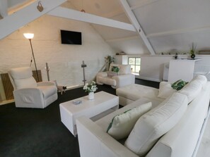 Living area - The Old Workshop, in Lampeter. (Llanybydder)