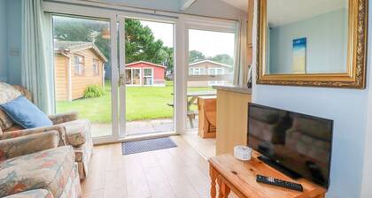 Chalet 178 St Merryn, Cornwall