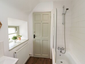 Shower - Kits Cottage, Belford, Sleep 5 (Belford)