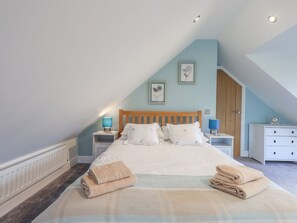 Room - 2 South Milton Cottages, Stairhaven (Newton Stewart)