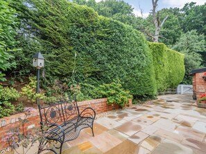 Terrace/patio - SILVADALE COTTAGE, WiFi, en-suite, near Louth (Louth)