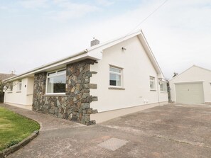 Exterior - The Elms, Milford Haven (Milford Haven)