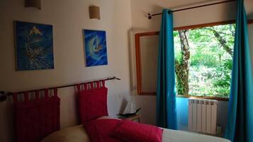 2 chambres, Wi-Fi gratuit, draps fournis