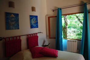 2 chambres, Wi-Fi gratuit, draps fournis