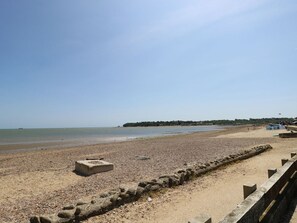 Beach - The Limes, St Helens (Ryde)