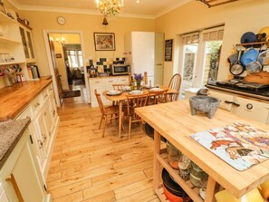 Dining - The Limes, St Helens (Ryde)