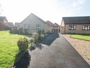 Property grounds - Fatima Burnham-On-Sea Somerset (Burnham-on-Sea)