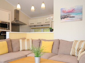 Living area - Hideaway Lodge, Tintagel (Tintagel)