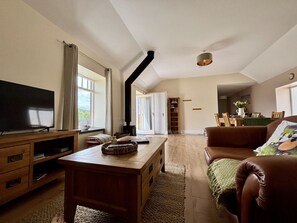 Fireplace - Llaethdy - The Dairy, Crymych (Boncath)