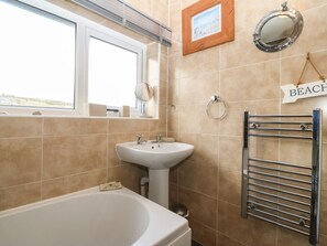 Shower - Bod Feurig, Caernarfon (Caernarfon)