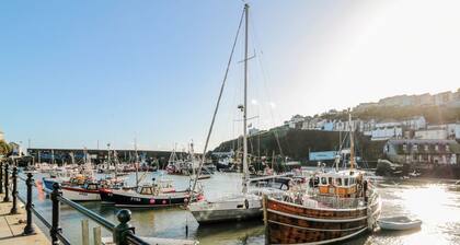 The Old Bark House No 3, Mevagissey
