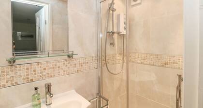 Badger View, Culverstone Green